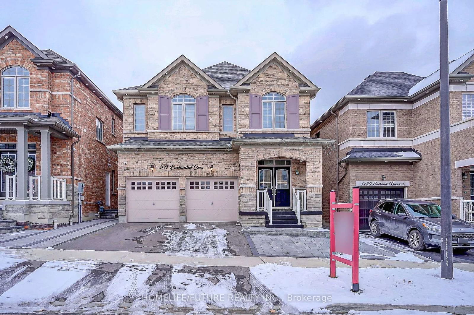 Detached House for sale at 1137 Enchanted Crescent, Pickering, Rural Pickering, L1X 0H1 - MLS: E11981394