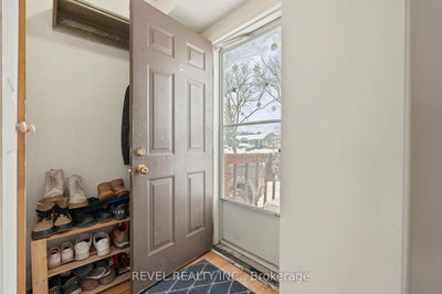 859 Derry Crt, Oshawa - Vanier image-0-2