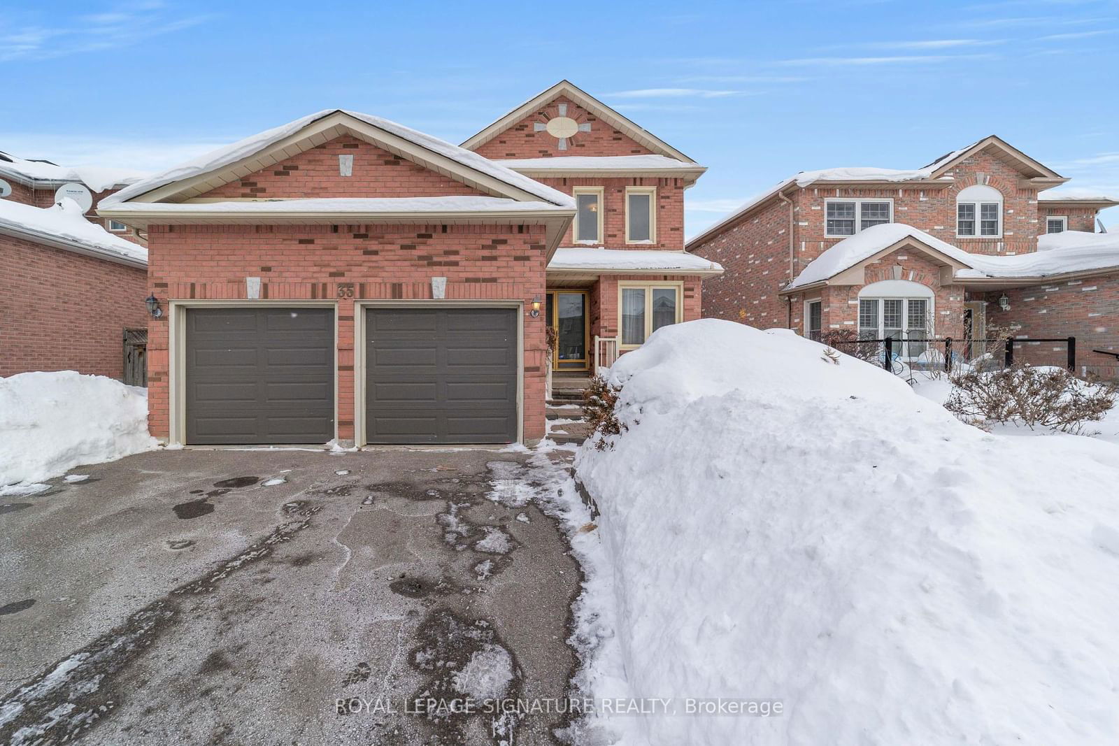 Detached House for sale at 35 Valleywood Drive, Whitby, Williamsburg, L1R 2J6 - MLS: E11981720