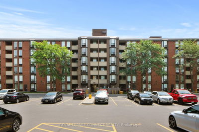 Unit 408 — 1540 Pickering Pkwy, Pickering - Town Centre image-0-1