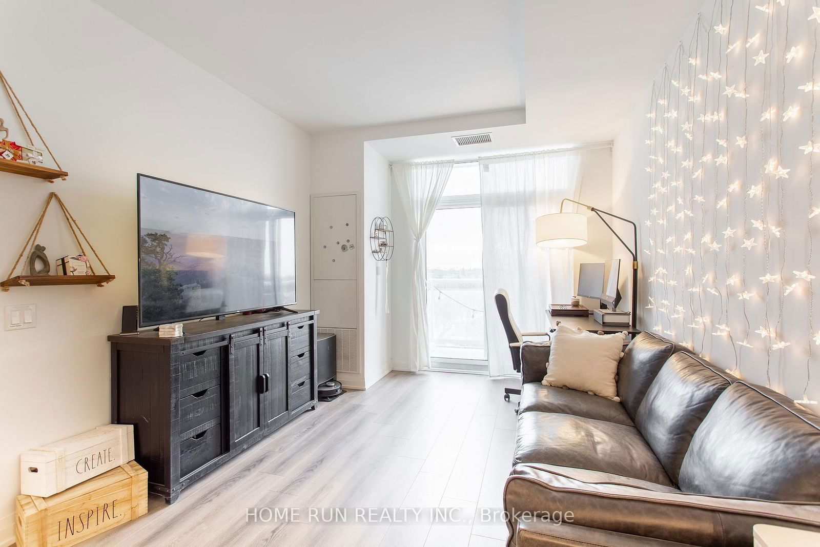 Condo for sale at 613-286 Main Street, Toronto, East End-Danforth, M4C 0B3 - MLS: E11982423