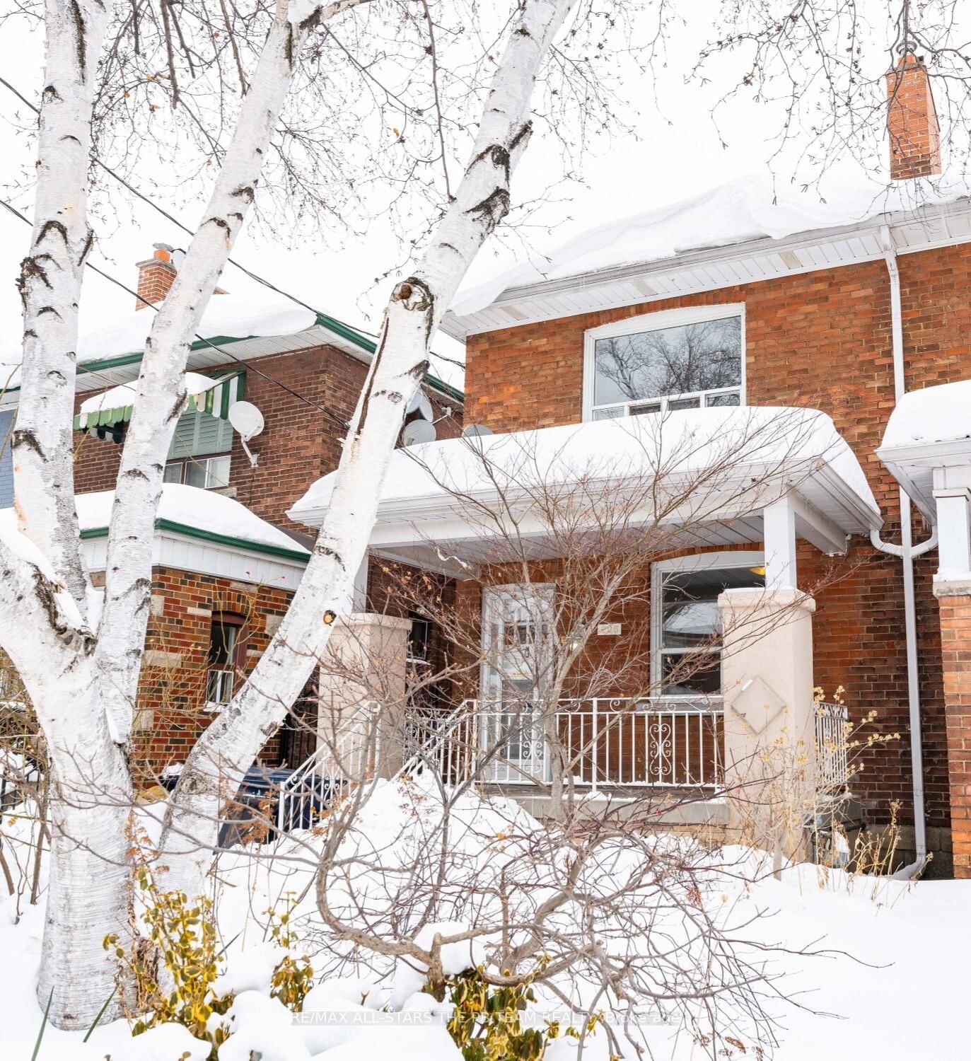 Semi-Detached House for lease at 225 Dewhurst Boulevard, Toronto, Danforth Village-East York, M4J 3K4 - MLS: E11982558