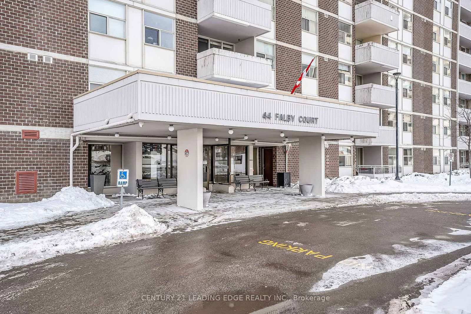 Condo for sale at 309-44 Falby Court, Ajax, South East, L1S 3L1 - MLS: E11983032