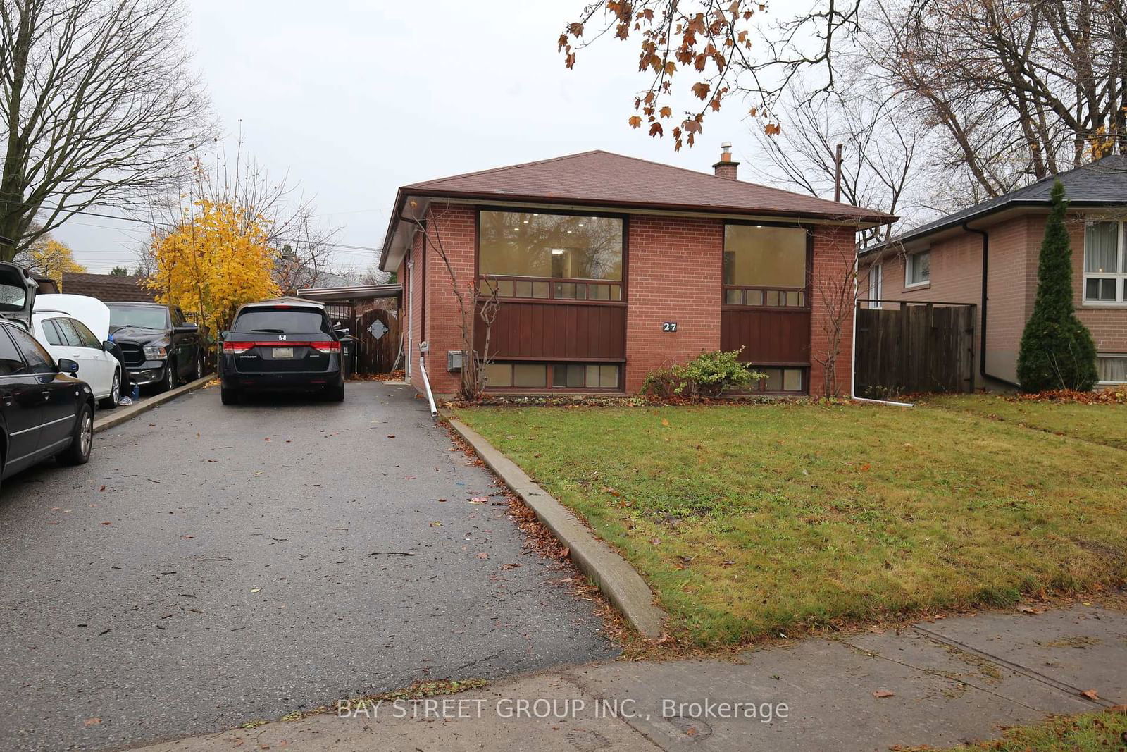 Detached House for sale at 27 Manorwood Road, Toronto, Bendale, M1P 4G8 - MLS: E11983689