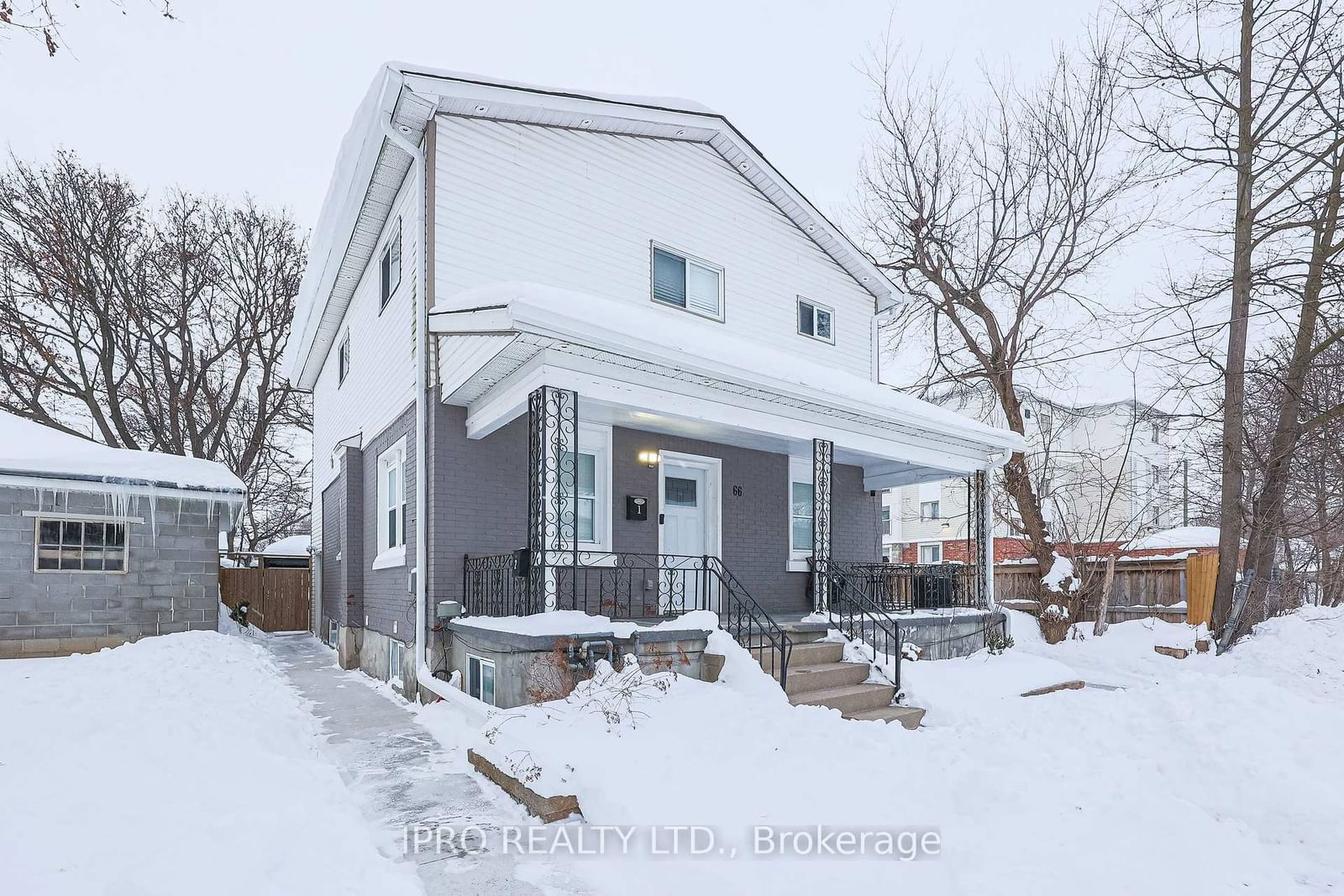 Detached House for lease at BSMT-66 Hogarth Street, Oshawa, Central, L1H 1Y6 - MLS: E11983726