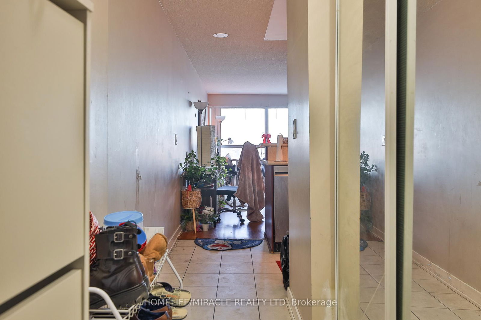 Condo leased at 716-38 Lee Center Drive, Toronto, Woburn, M1H 3J7 - MLS: E11983842