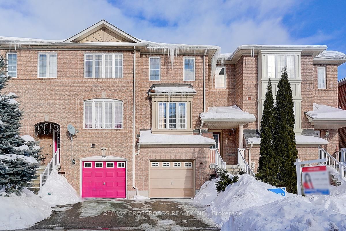 Townhouse for sale at 221 Old Hardwood Avenue, Ajax, Central, L1Z 1N7 - MLS: E11984251