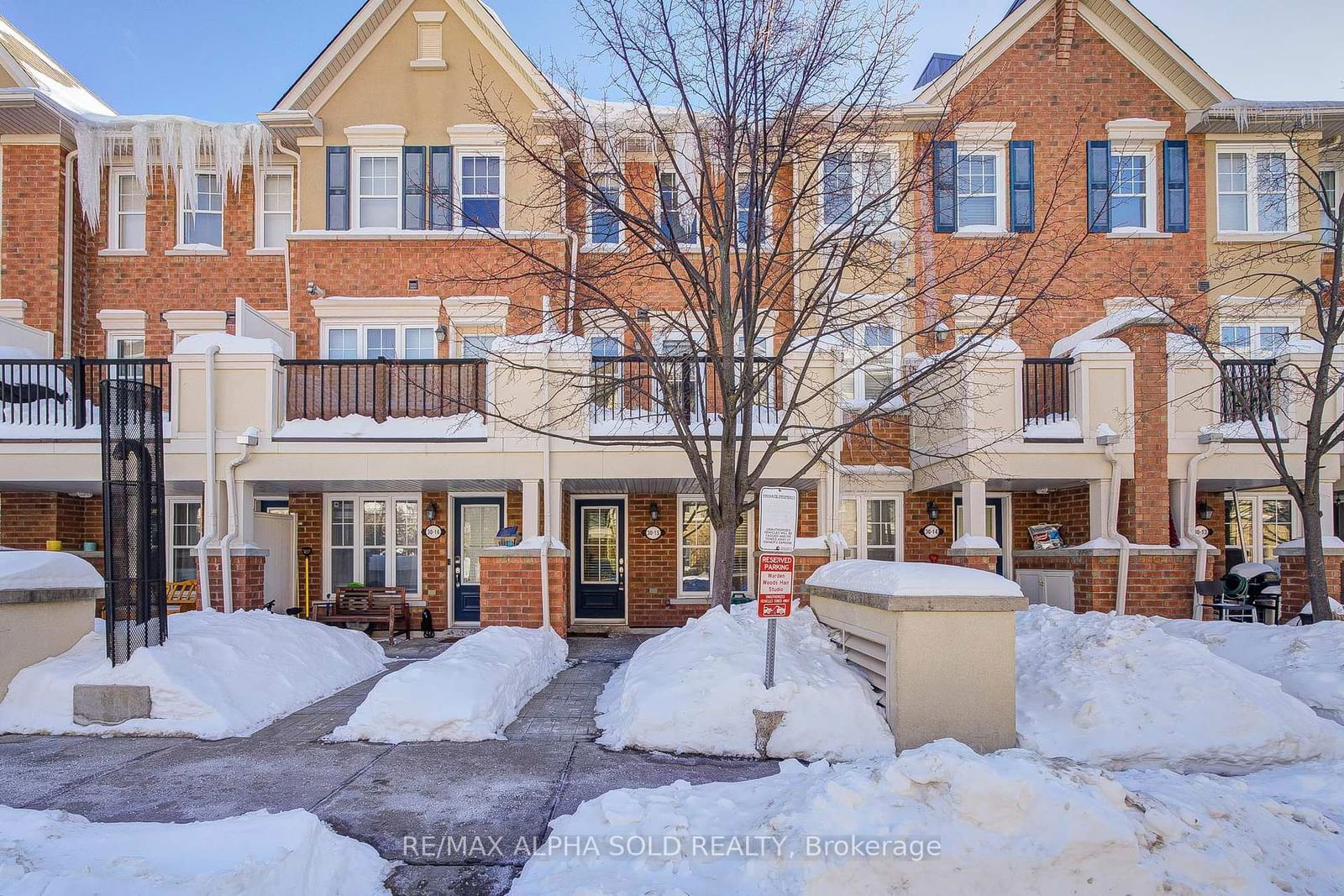 Townhouse for sale at 15-30 Mendelssohn Street, Toronto, Clairlea-Birchmount, M1L 0G8 - MLS: E11984416