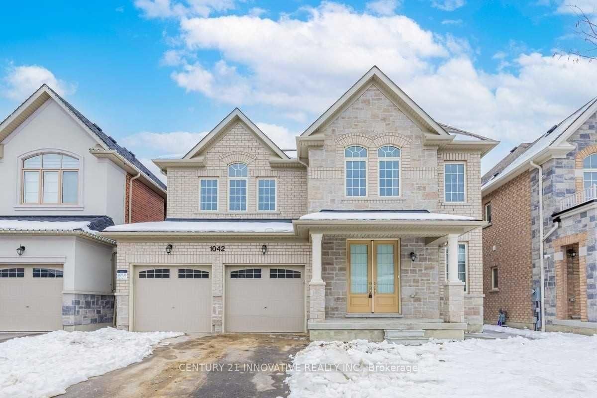 Detached House for lease at 1042 Kingpeak Crescent, Pickering, Rural Pickering, L1X 0H3 - MLS: E11984553