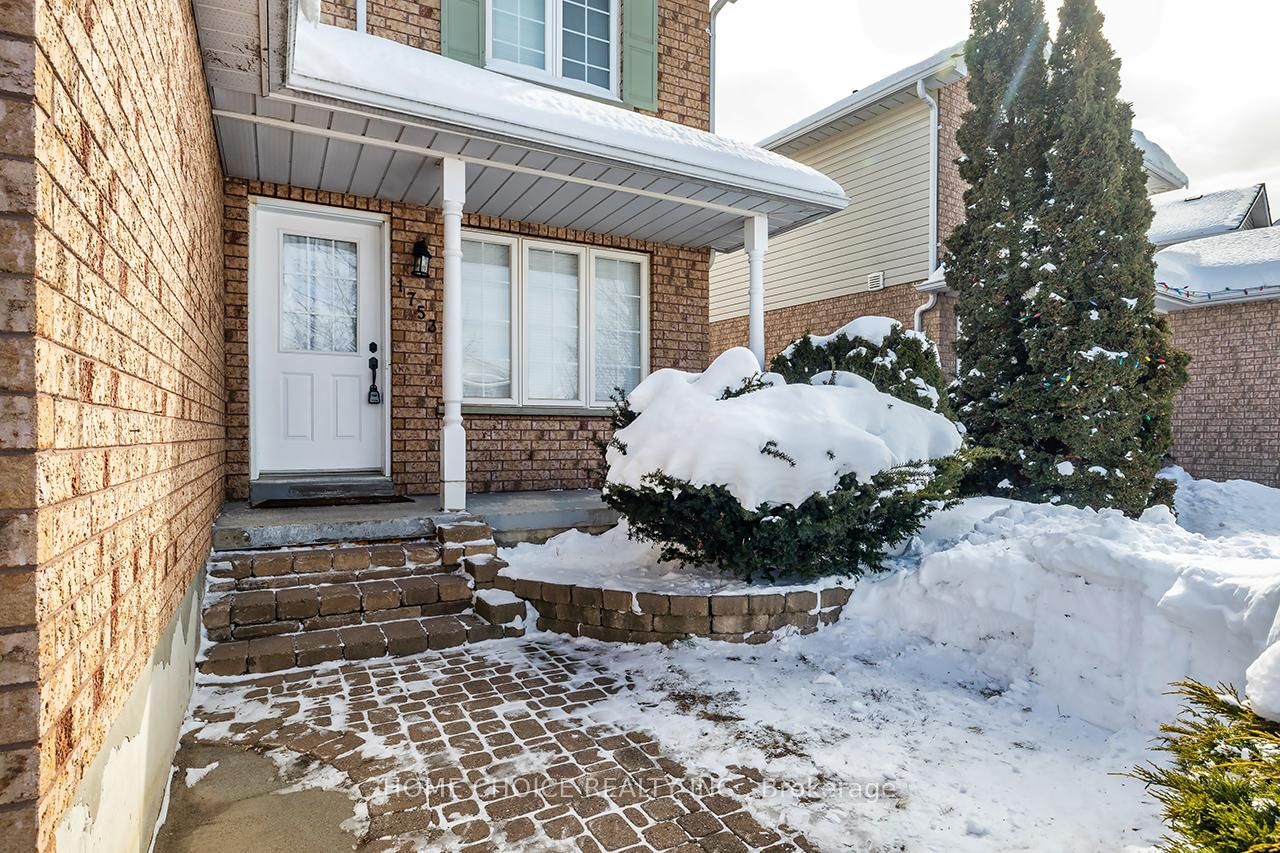 Detached House sold at 1753 Mcgill Court, Oshawa, Samac, L1G 8A3 - MLS: E11984750