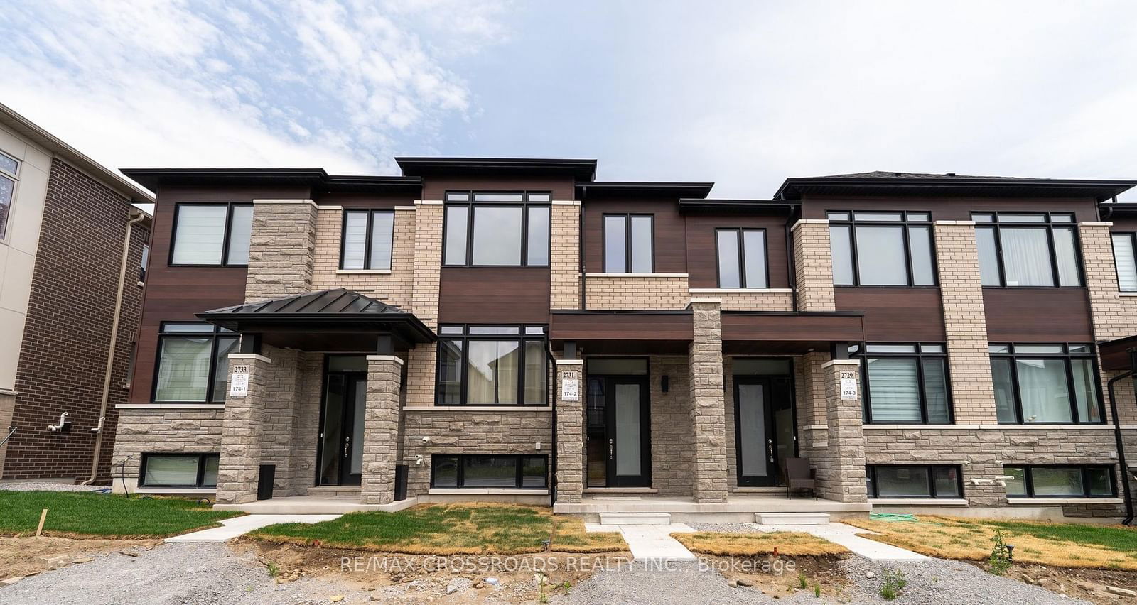 Townhouse for lease at 2731 Peter Matthews Drive, Pickering, Rural Pickering, L1X 0M2 - MLS: E11984918