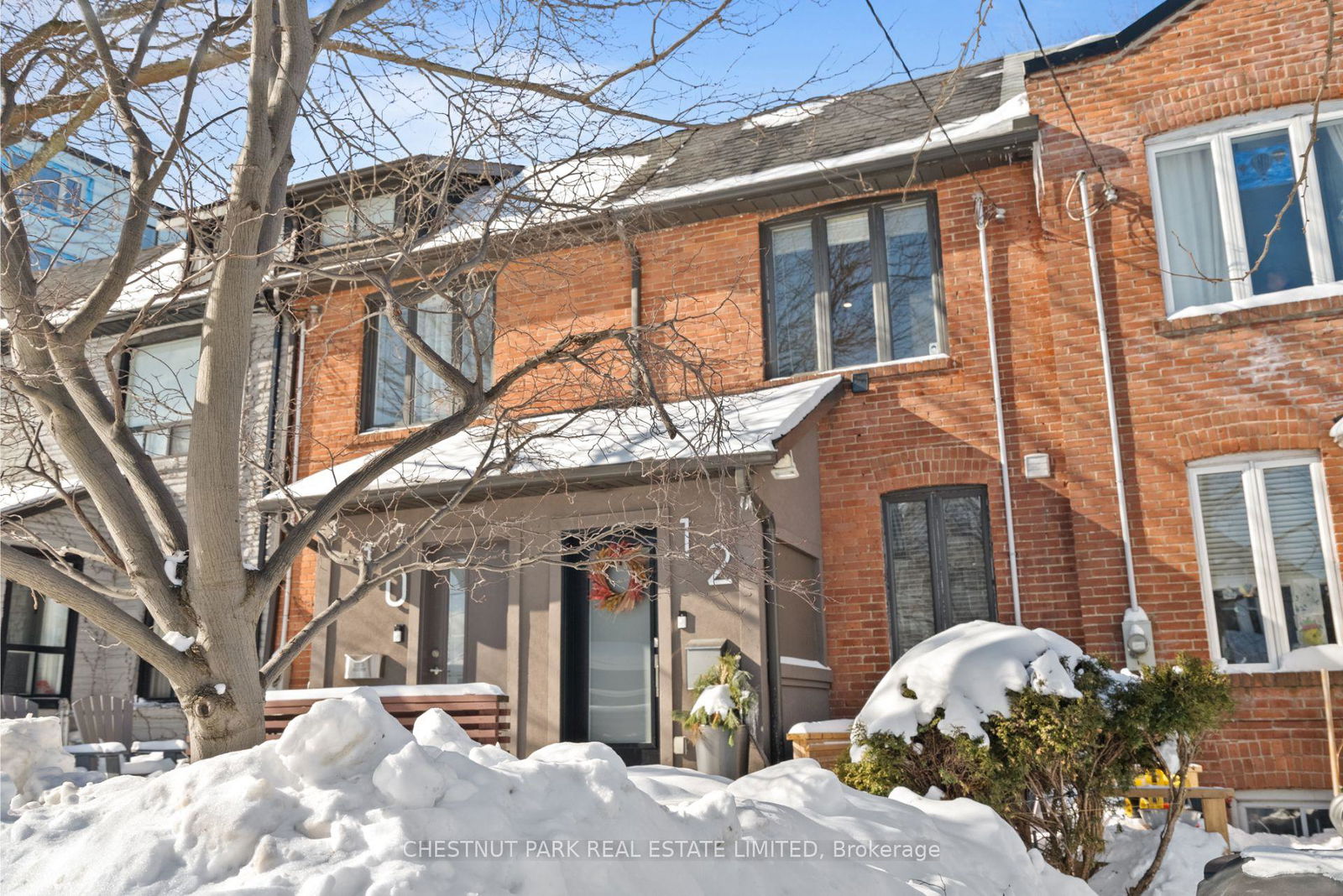 Townhouse sold at 12 Hannaford Street, Toronto, East End-Danforth, M4E 3G7 - MLS: E11985610