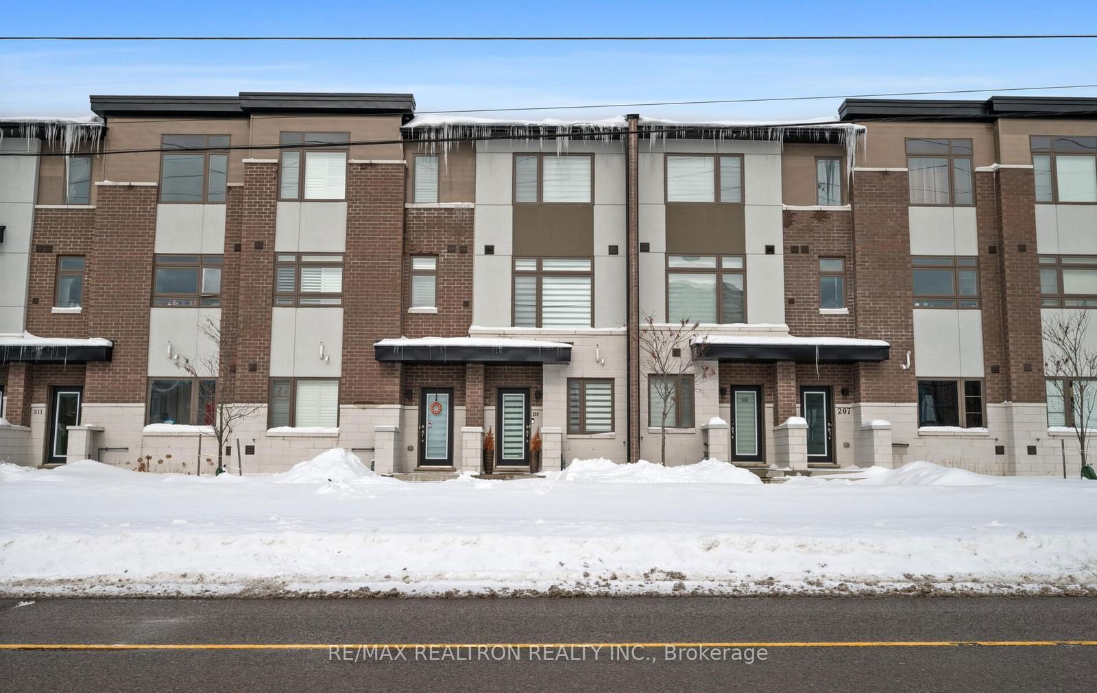 Building at 250 FINCH Avenue, Pickering, Rouge Park