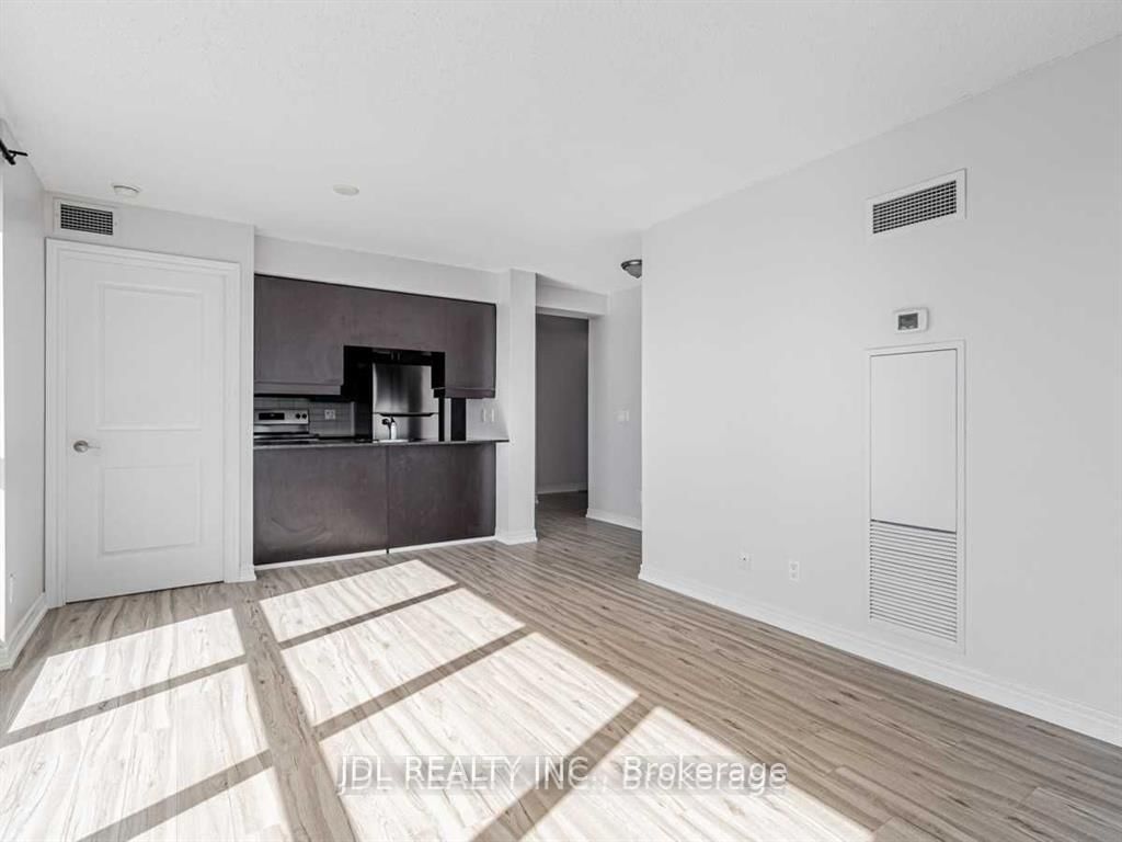 Condo for lease at 902-50 Town Centre Court, Toronto, Bendale, M1P 4Y7 - MLS: E11986486