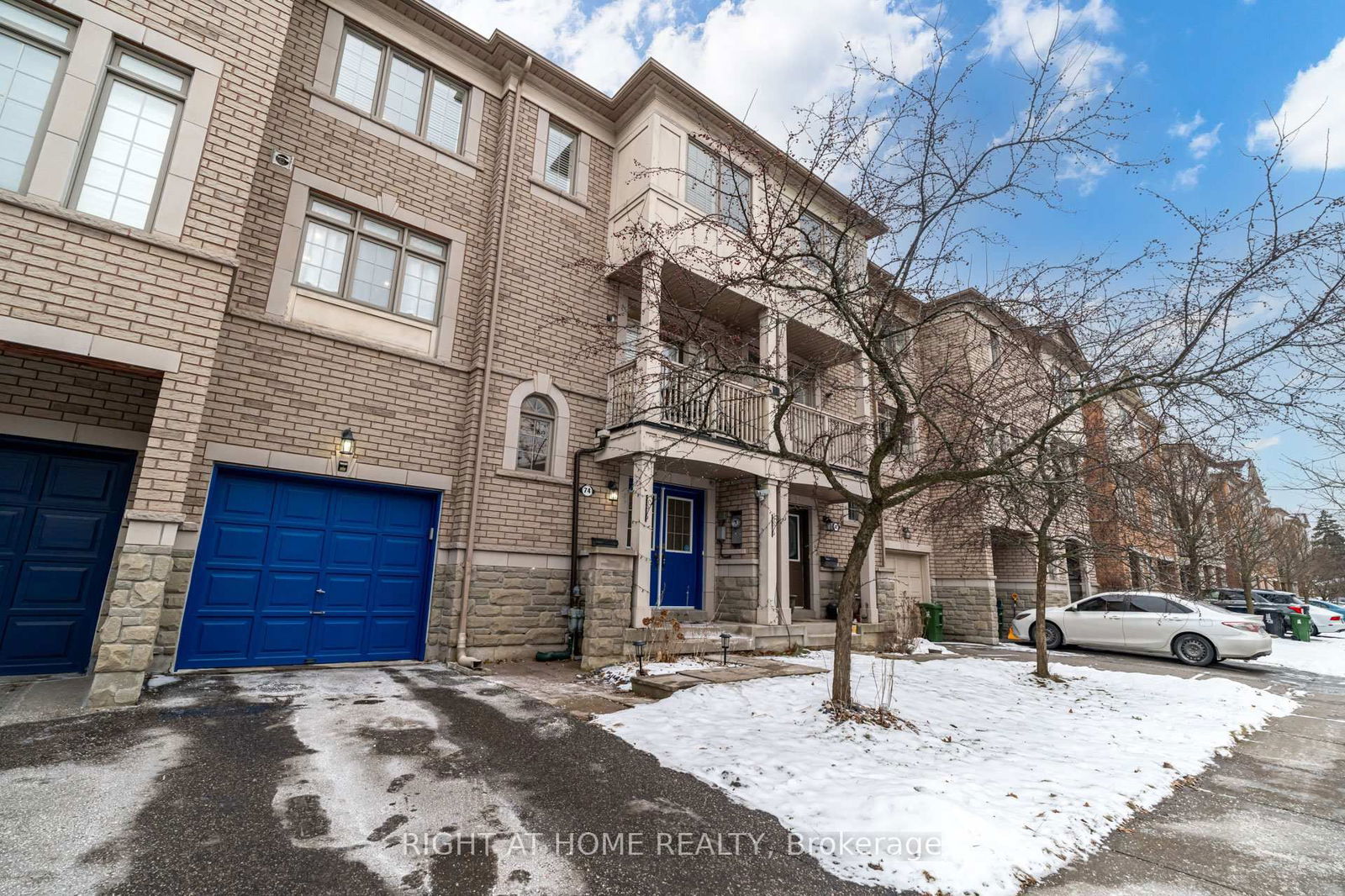 Townhouse sold at 74 Stagecoach Circle, Toronto, Highland Creek, M1C 0A1 - MLS: E11986526