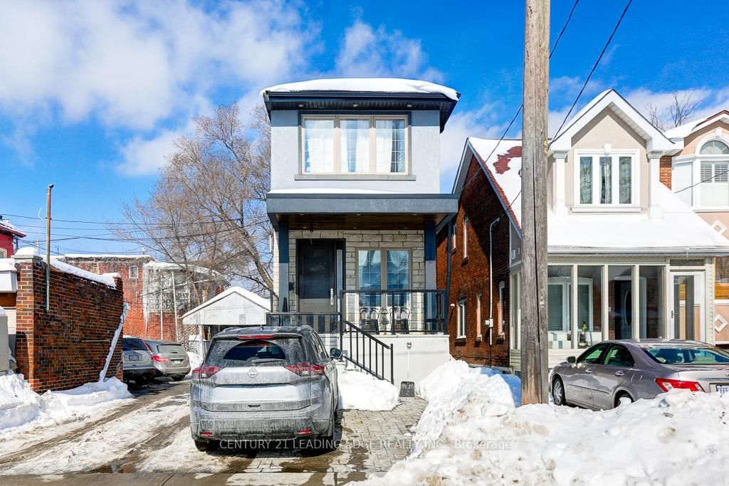 Detached House for sale at 140 Gowan Avenue, Toronto, Danforth Village-East York, M4J 2K6 - MLS: E11986611