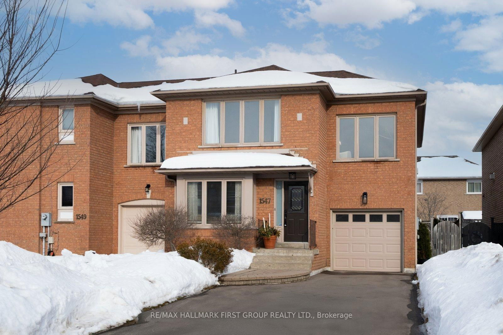 Semi-Detached House for sale at 1547 Arcadia Square, Pickering, Amberlea, L1V 6W6 - MLS: E11986839