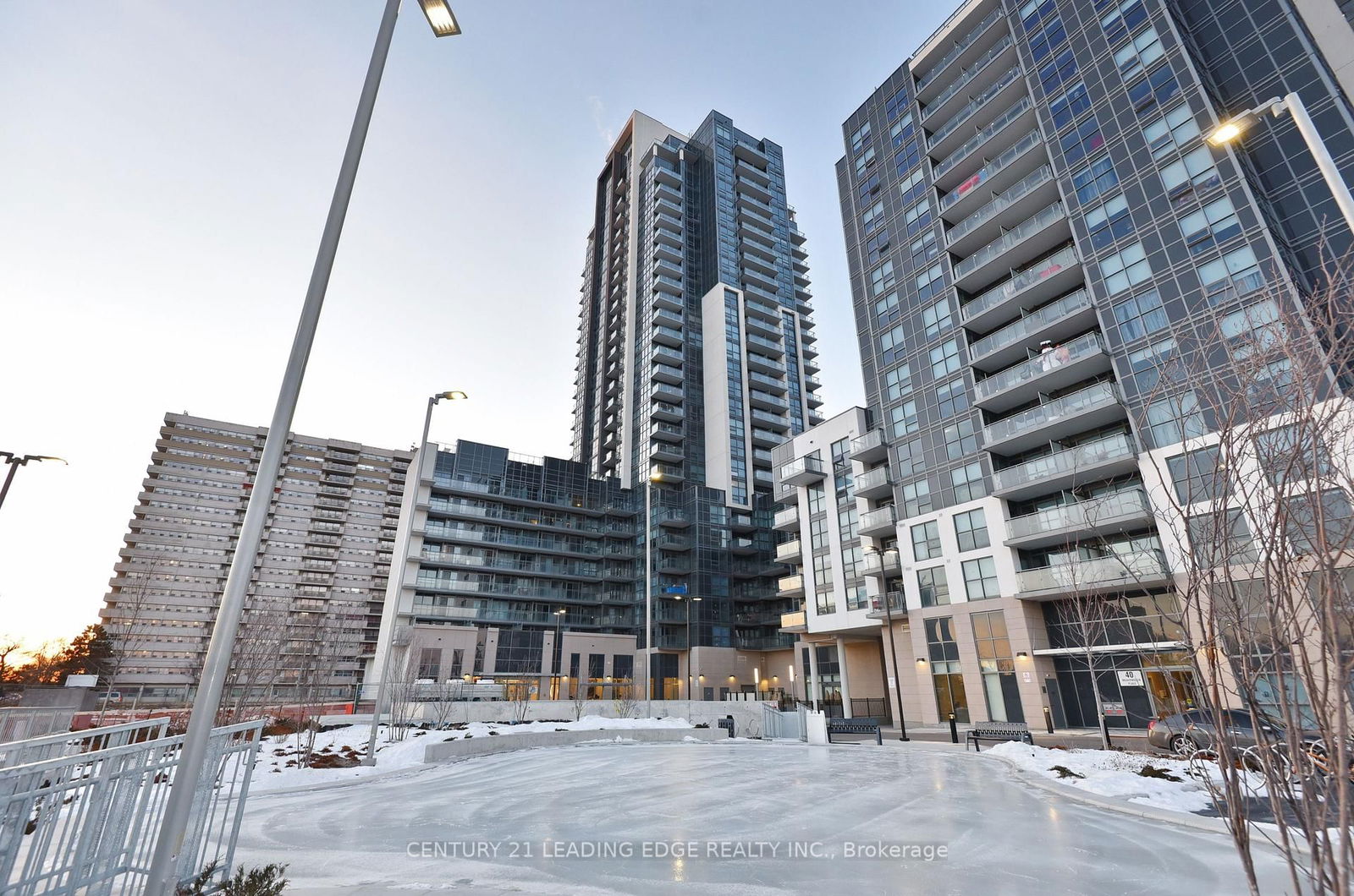 Condo leased at 801-30 Meadowglen Place, Toronto, Woburn, M1G 0A6 - MLS: E11986935