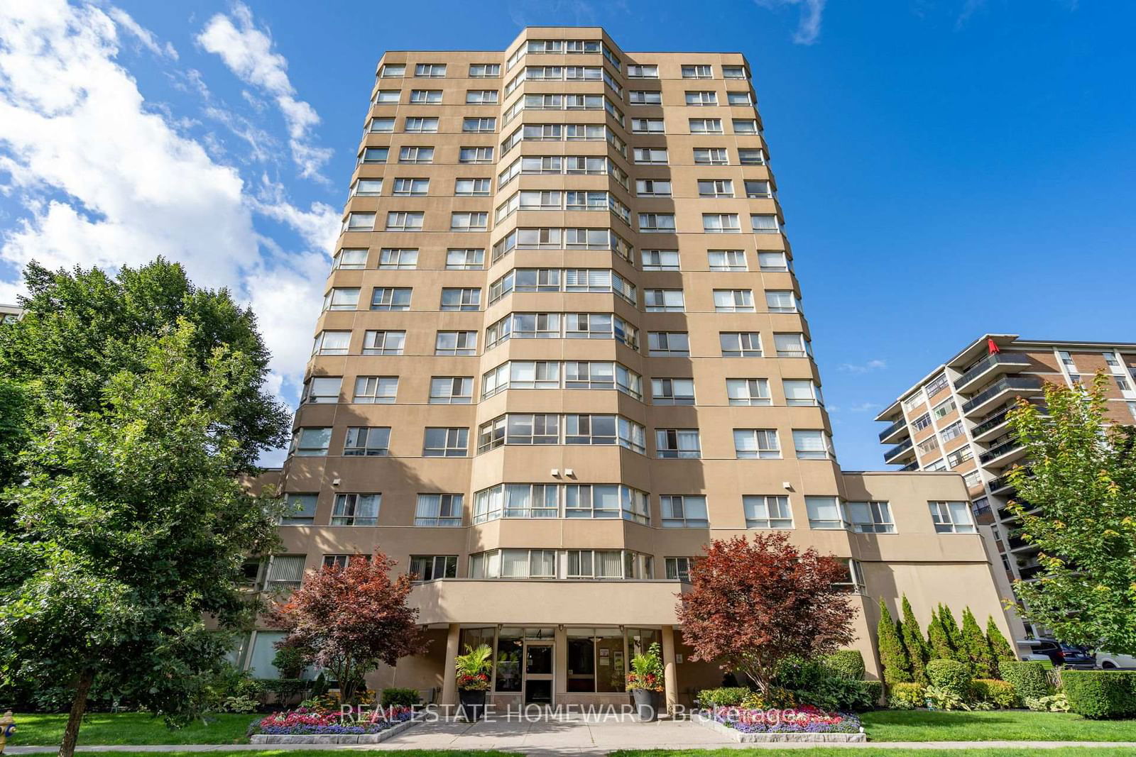 Condo for lease at 1413-4 Park Vista Drive, Toronto, East York, M4B 3M8 - MLS: E11987027