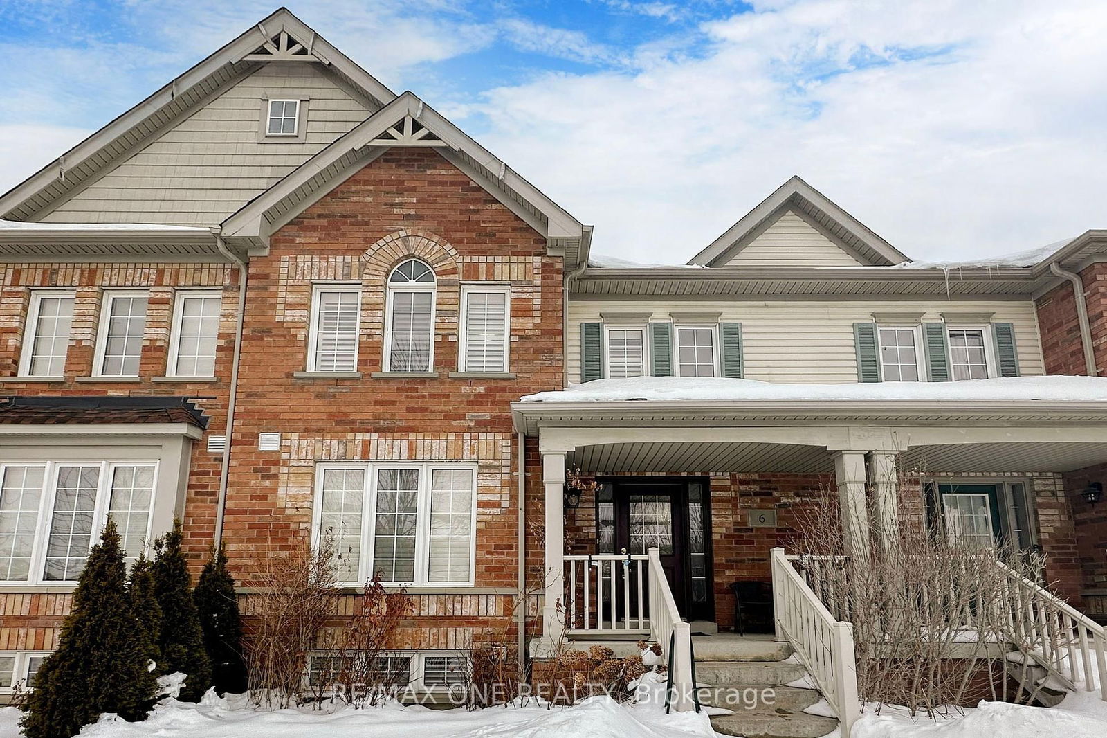 Townhouse for sale at 6 Blytheway Gate, Ajax, Northeast Ajax, L1T 0J5 - MLS: E11987395