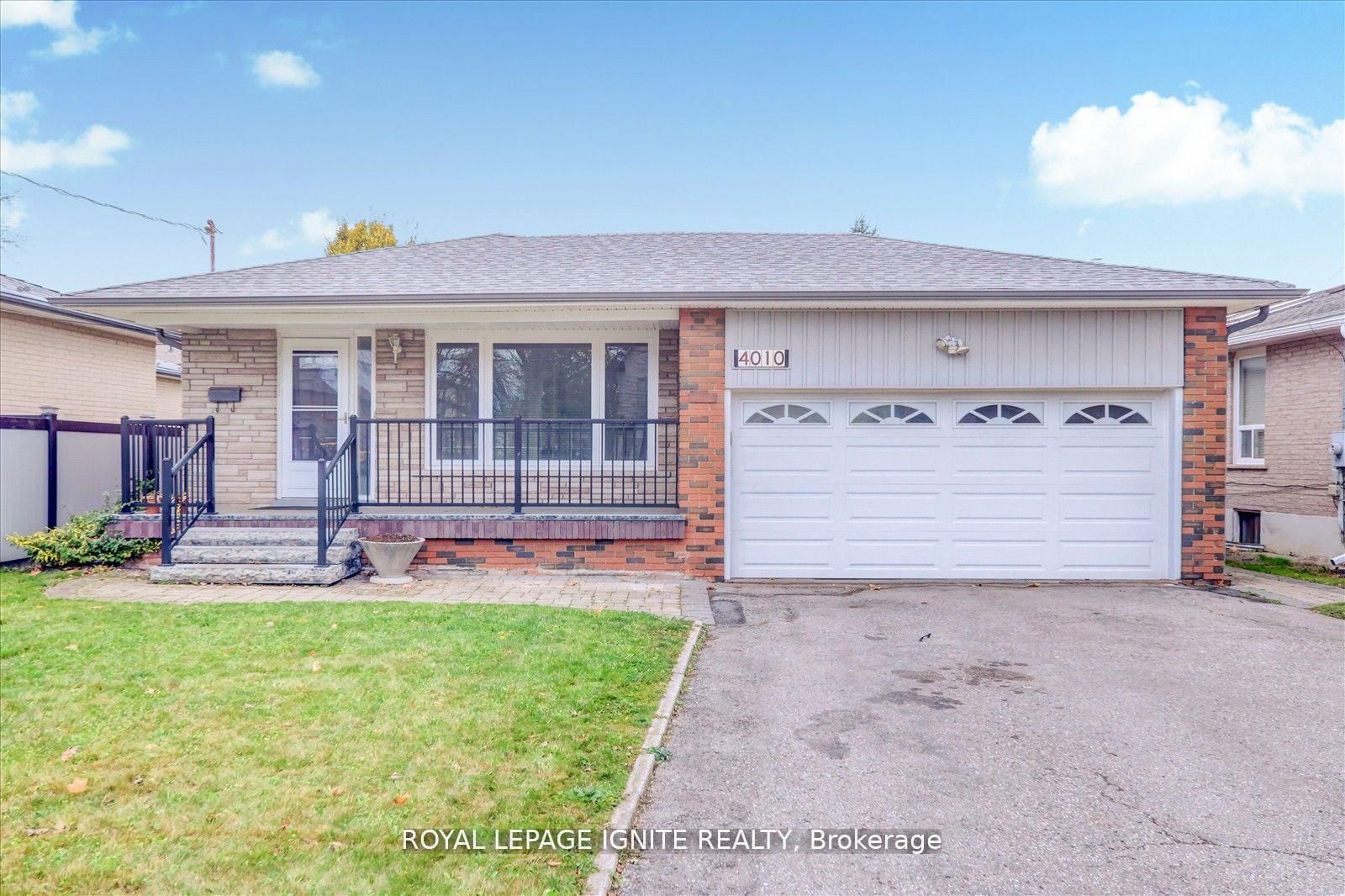 Detached House for lease at Main-4010 Ellesmere Road, Toronto, Highland Creek, M1C 1J2 - MLS: E11988132