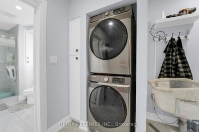 434 Victoria Park Avenue — photo 6