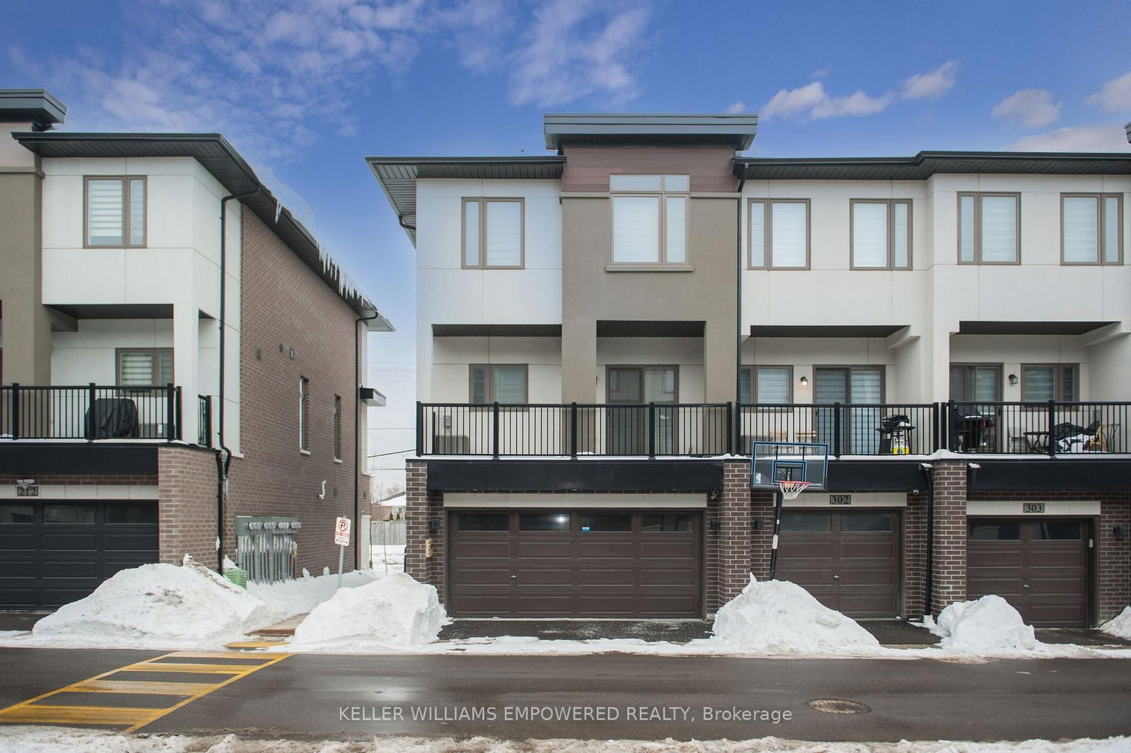 Townhouse for sale at 301-250 Finch Avenue, Pickering, Rouge Park, L1V 0G6 - MLS: E11988518