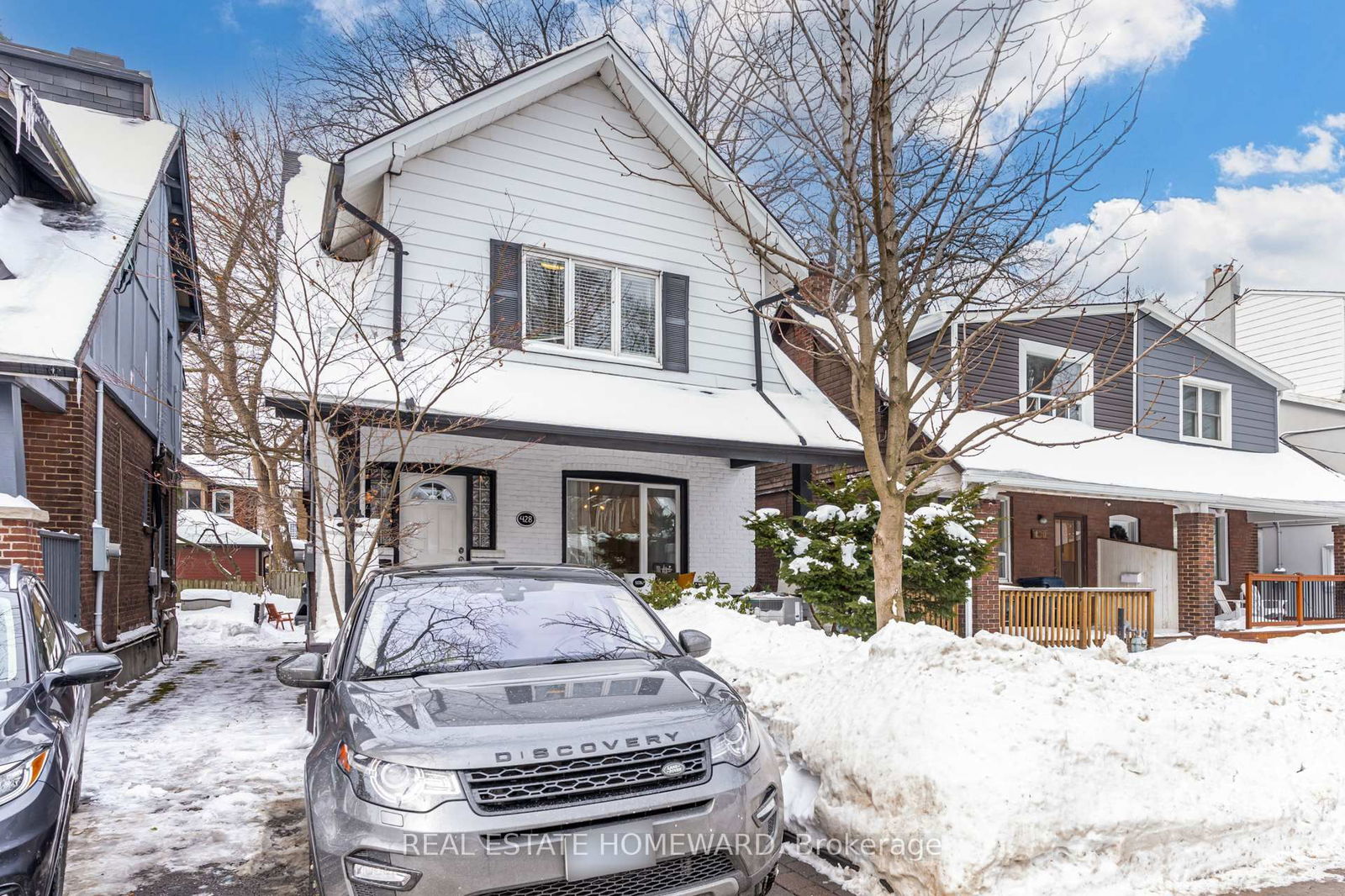 Detached House sold at 428 Victoria Park Avenue, Toronto, East End-Danforth, M4E 3T2 - MLS: E11988653