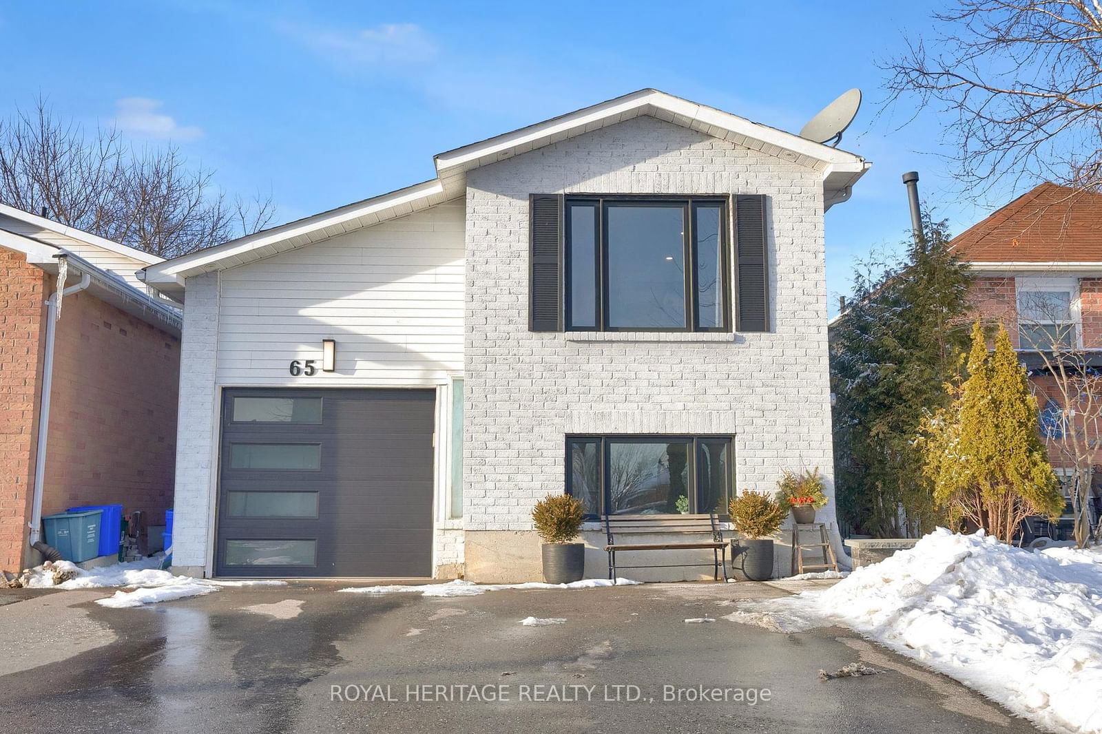 Detached House for sale at 65 Broadlands Crescent, Clarington, Courtice, L1E 1R3 - MLS: E11989173