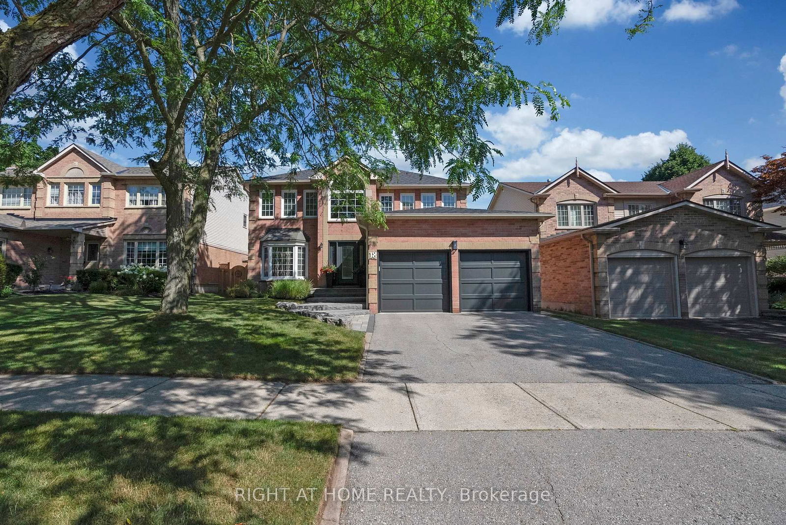 Detached House sold at 18 Kennett Drive, Whitby, Lynde Creek, L1P 1L5 - MLS: E11989274