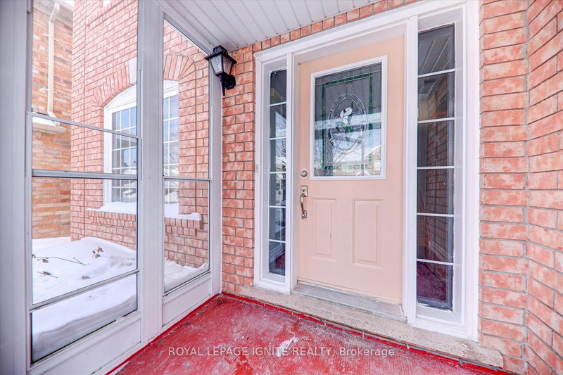 101 Meandering Tr, Toronto, M1B 6E4 | Image 3