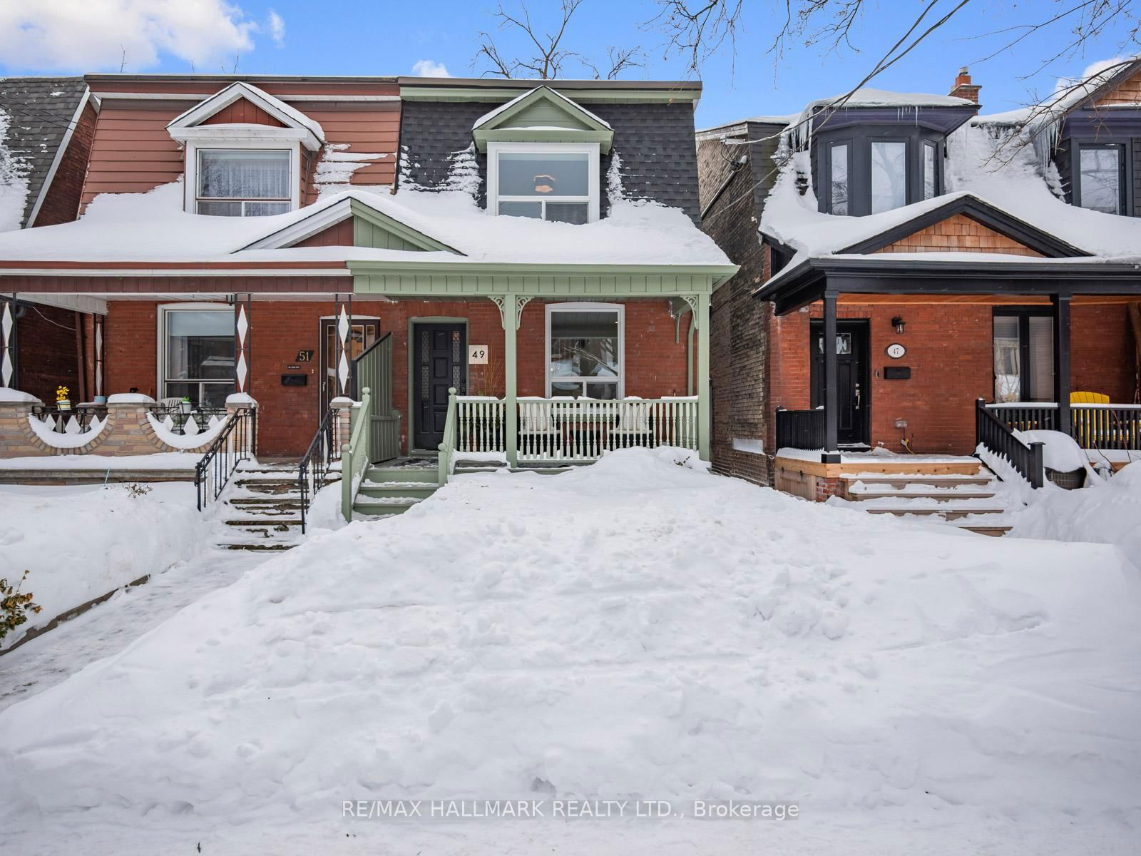 Semi-Detached House for sale at 49 Dearbourne Avenue, Toronto, North Riverdale, M4K 1M6 - MLS: E11989439