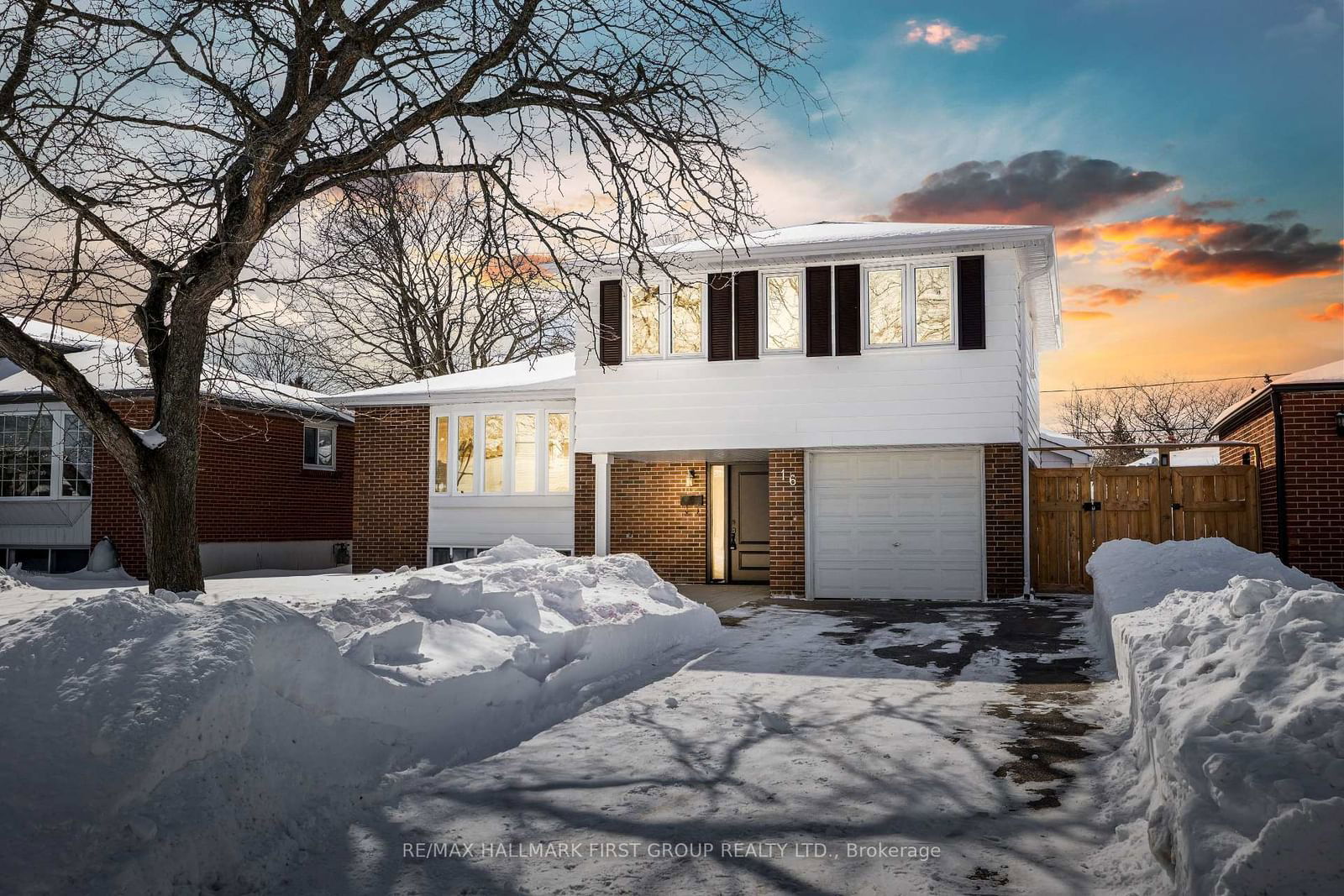 Detached House for sale at 16 Bryant Road, Ajax, South East, L1S 2Y6 - MLS: E11989694