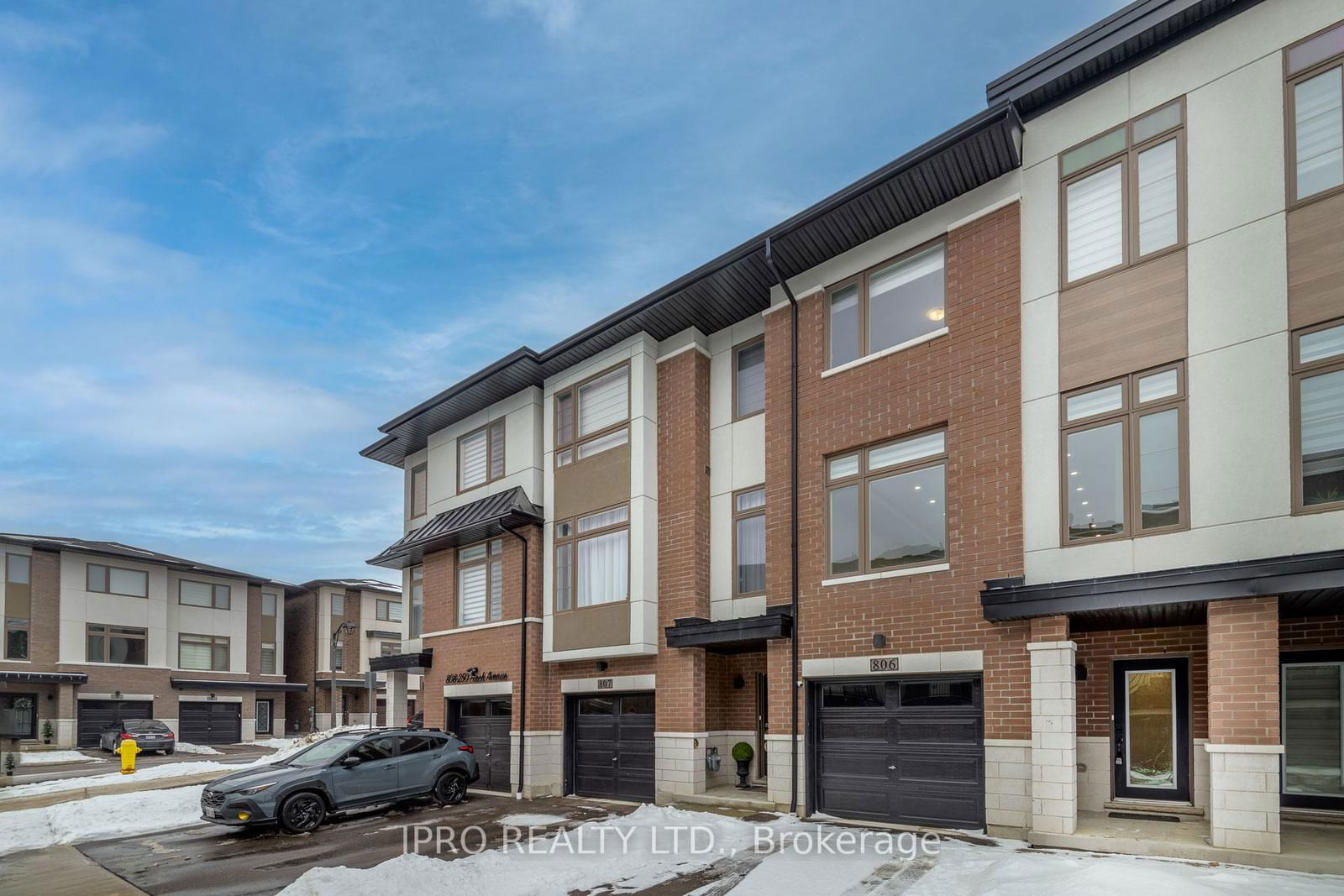 Townhouse for sale at 806-250 Finch Avenue, Pickering, Rouge Park, L1V 0G6 - MLS: E11989705