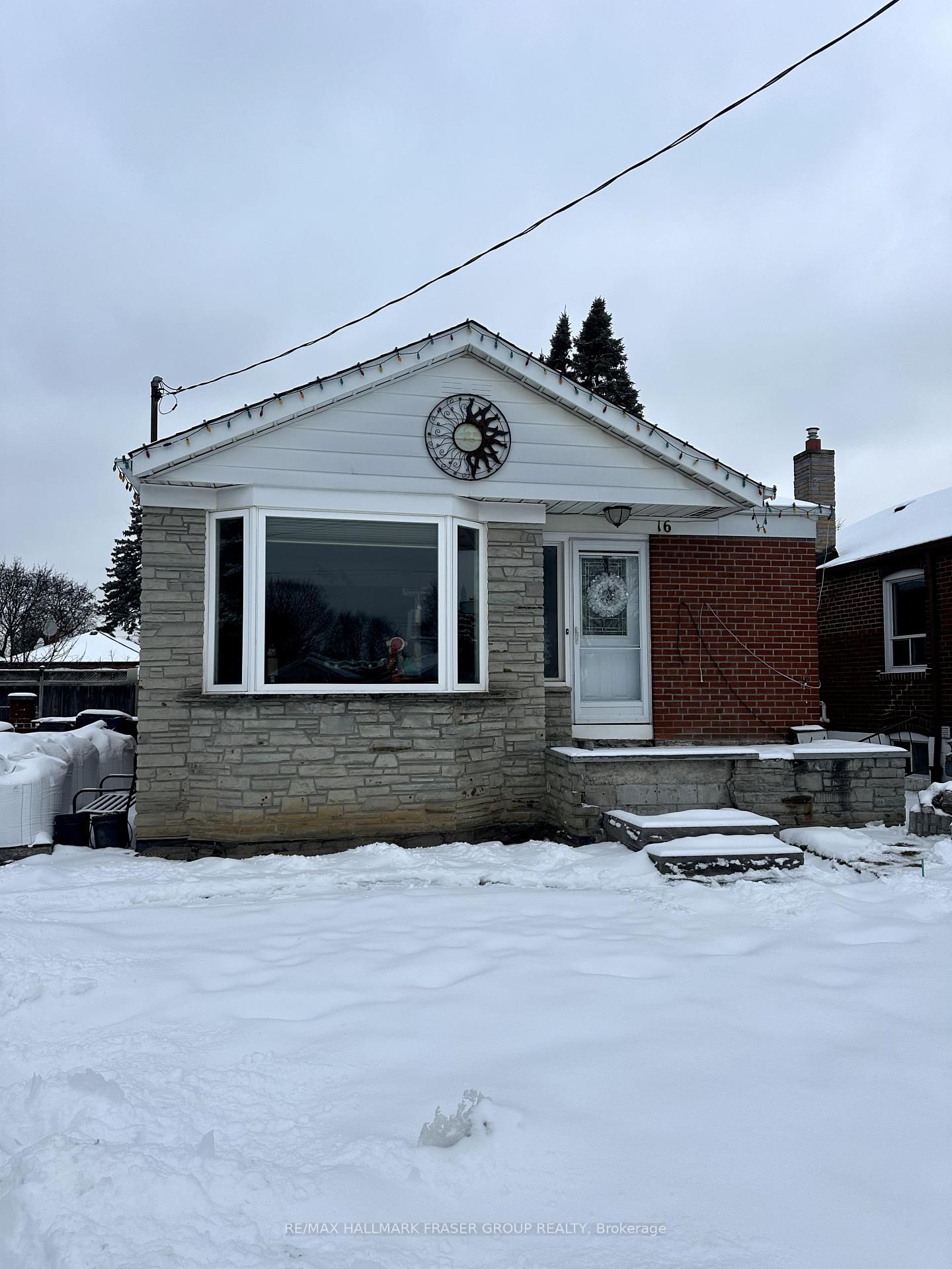 Detached House for lease at 16 Trelevan Place, Toronto, Wexford-Maryvale, M1R 2E1 - MLS: E11989787