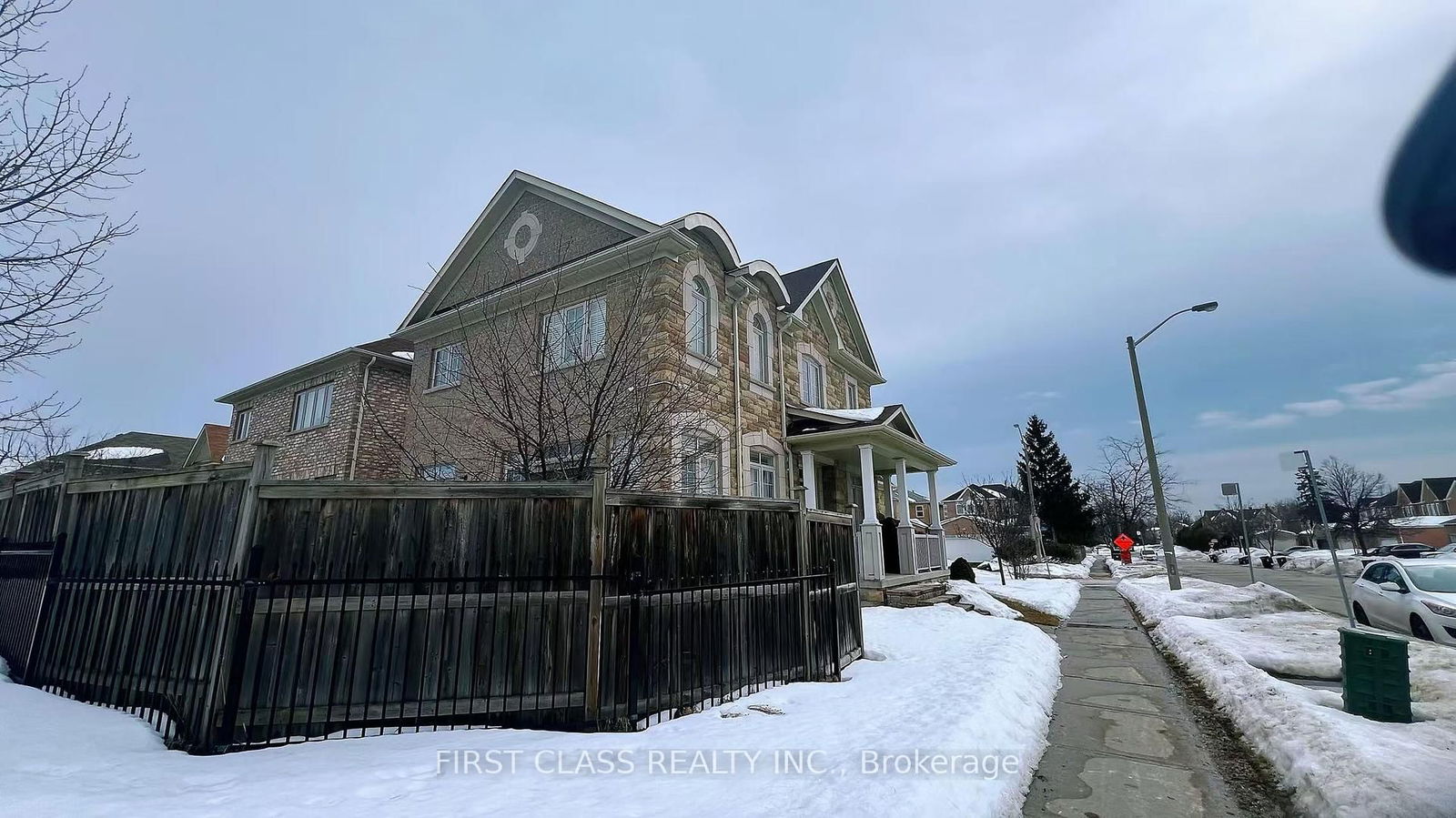 Detached House leased at 2 Cascaden Street, Toronto, Milliken, M1V 5G5 - MLS: E11990419