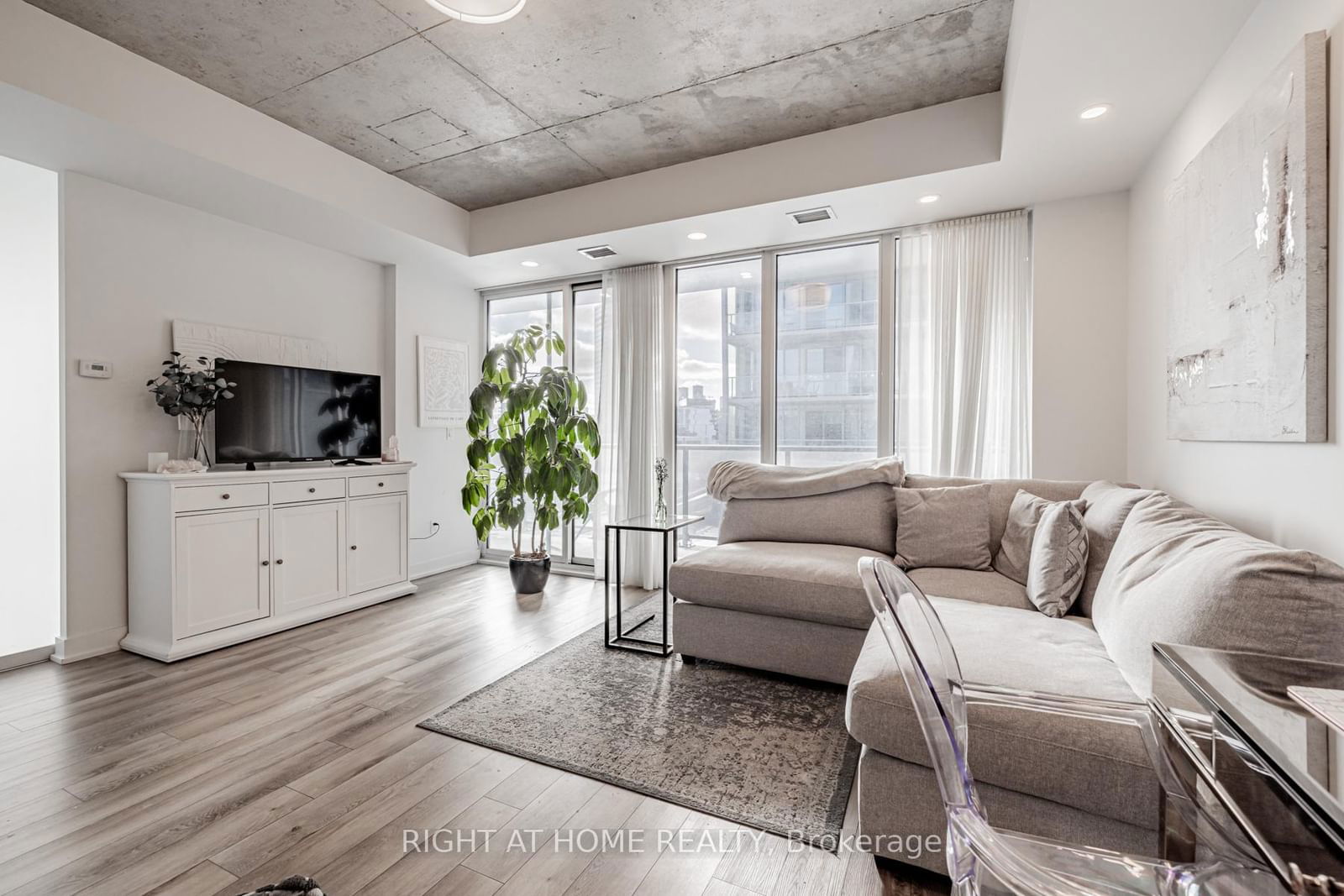 Condo for sale at 607-25 Baseball Place, Toronto, South Riverdale, M4M 0E7 - MLS: E11990422