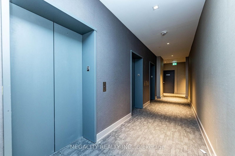 Room2