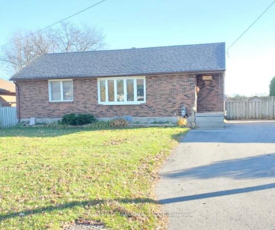 Detached House for sale at 779 Whitman Crescent, Oshawa, Donevan, L1H 3L5 - MLS: E11990663