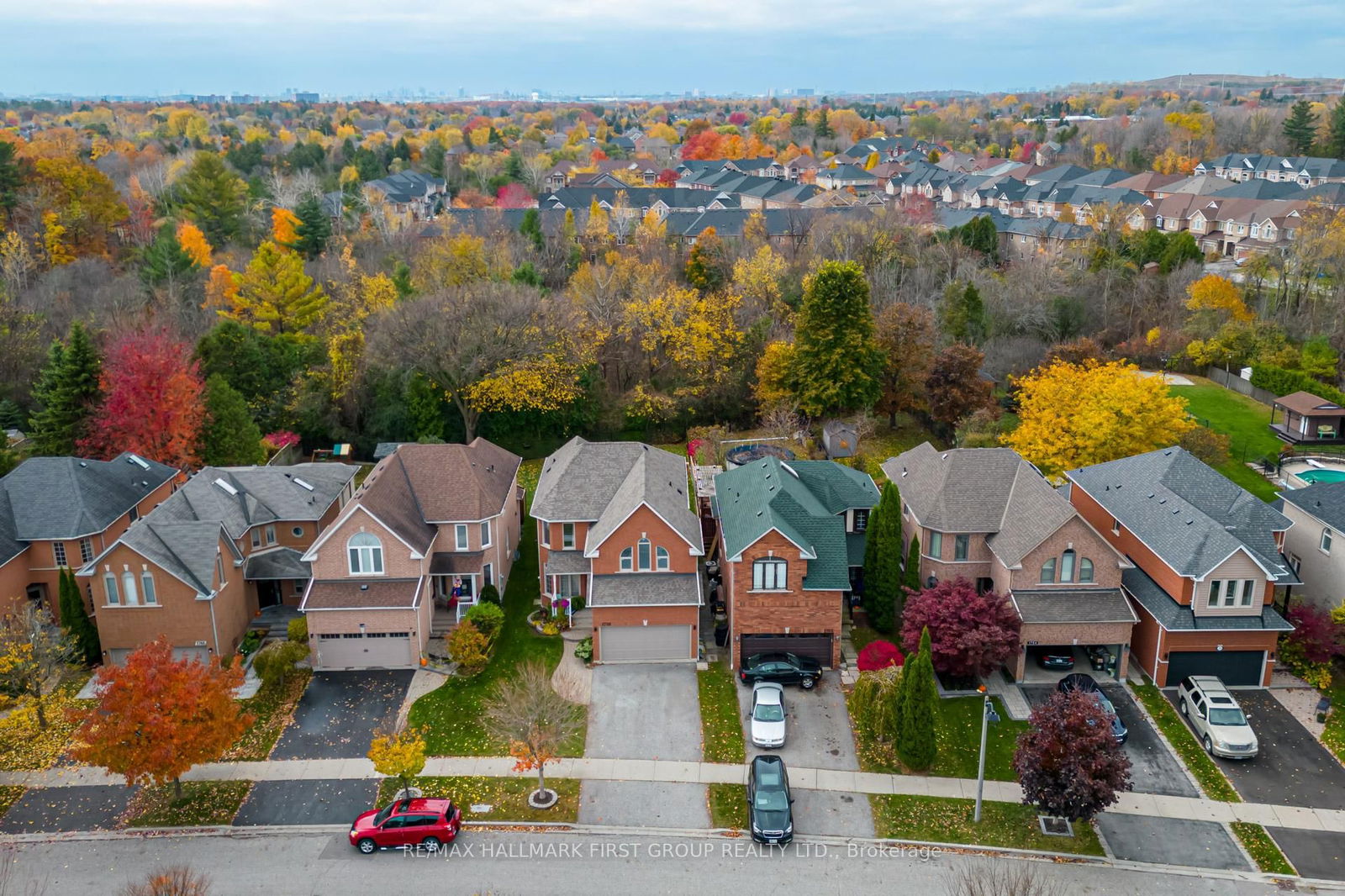 Detached House for sale at 1750 Autumn Crescent, Pickering, Amberlea, L1V 6X3 - MLS: E11990928