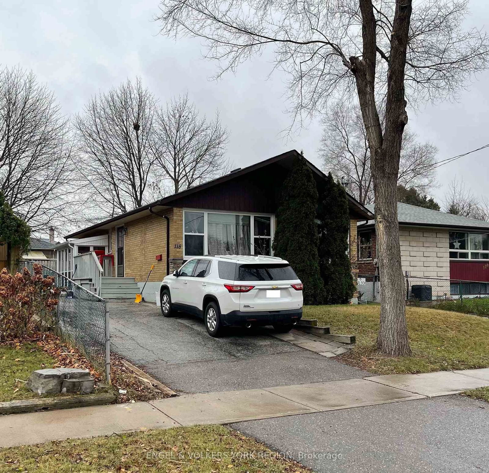 Detached House for lease at 118 Thicketwood Drive, Toronto, Eglinton East, M1J 2A3 - MLS: E11991185