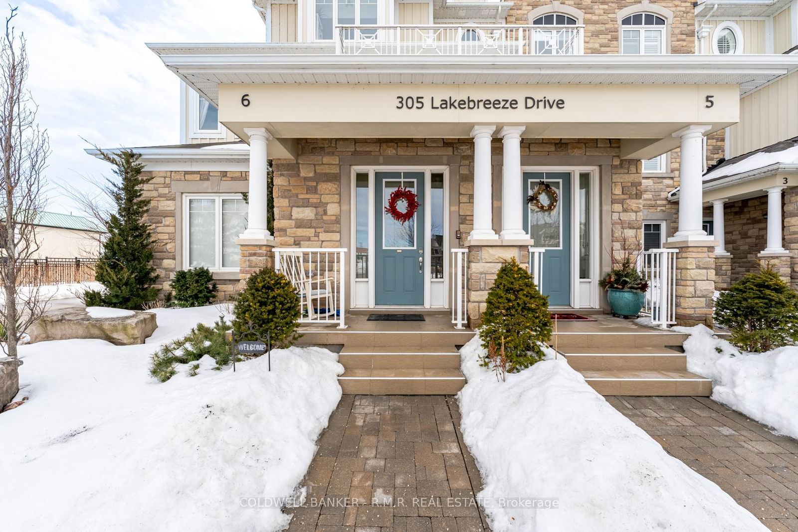 Townhouse for sale at 6G-305 Lakebreeze Drive, Clarington, Newcastle, L1B 0A1 - MLS: E11991319