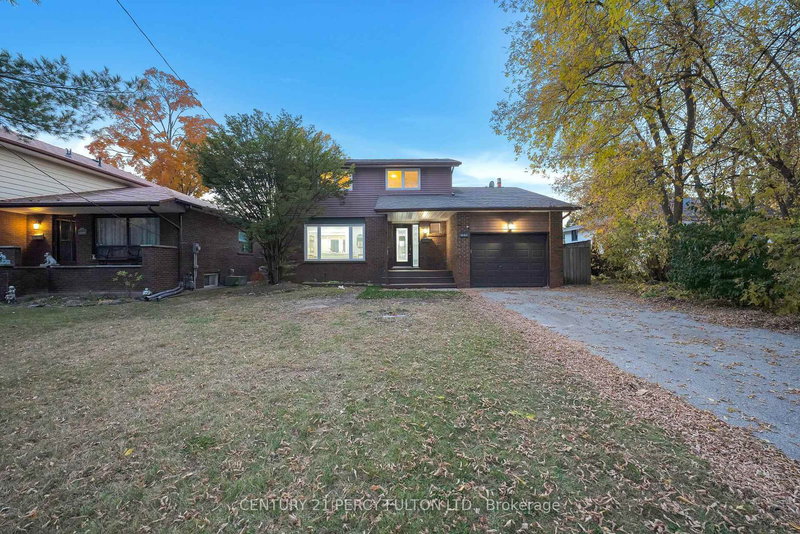 1994 Fairport Rd, Pickering, L1V 1T6 | Image 2