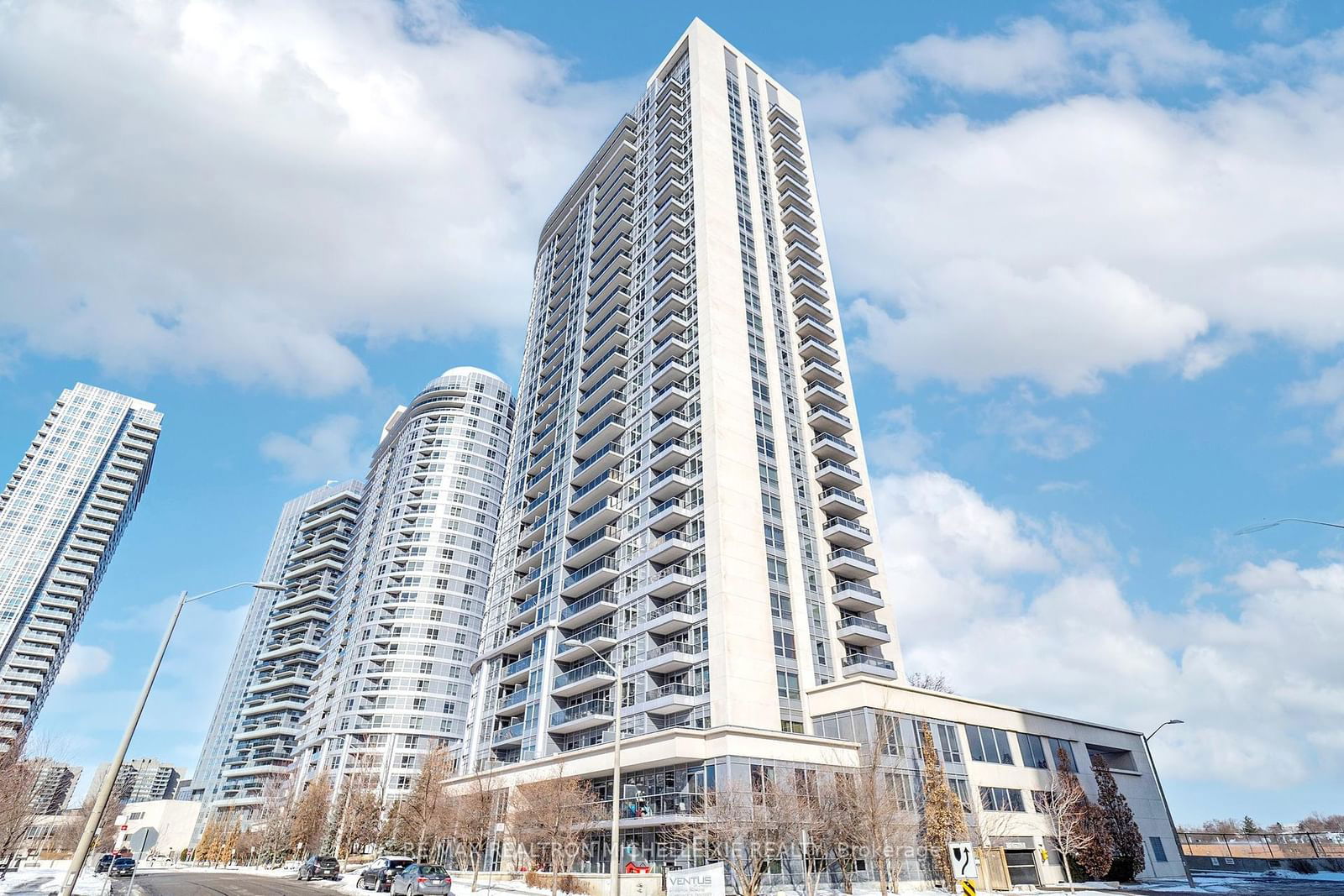 Condo for sale at 106-151 Village Green Square, Toronto, Agincourt South-Malvern West, M1S 0K5 - MLS: E11992488