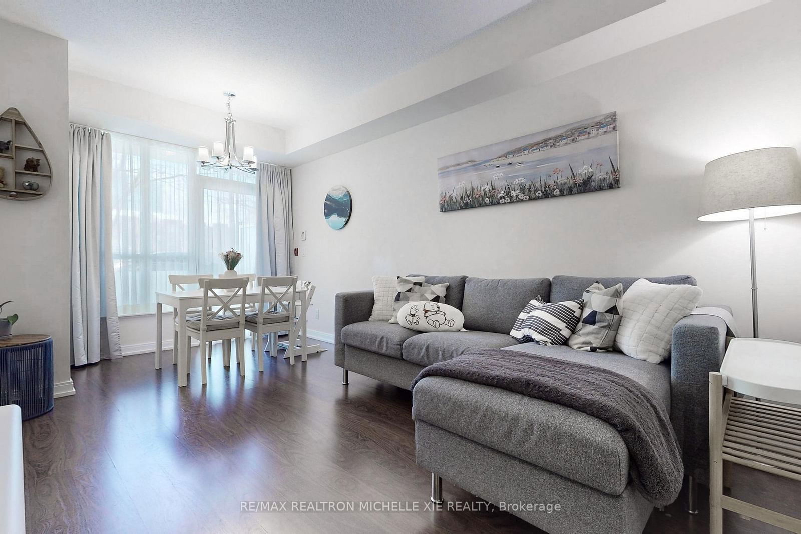 Condo for sale at 106-151 Village Green Square, Toronto, Agincourt South-Malvern West, M1S 0K5 - MLS: E11992488