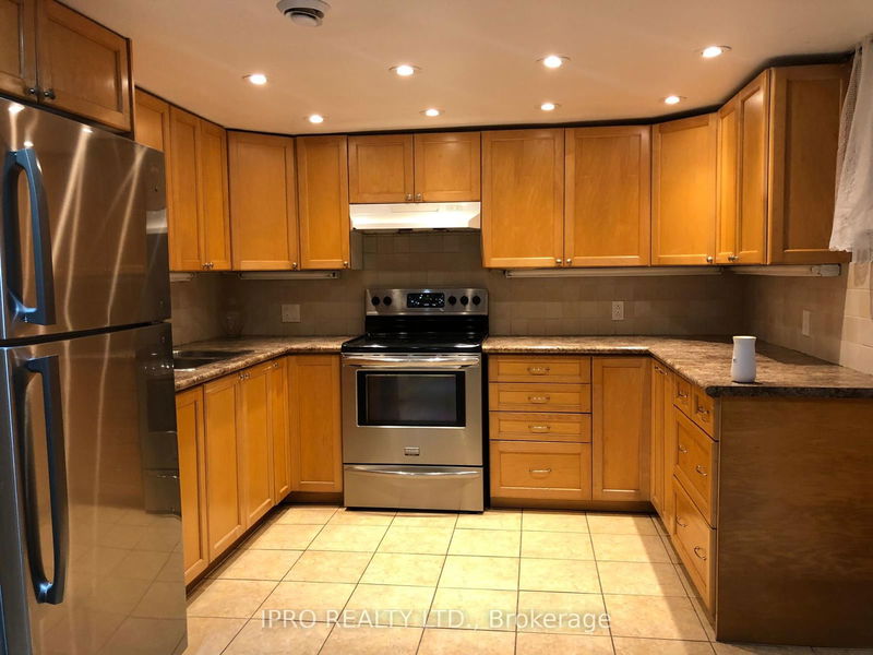 home for lease on 115 Darlingside Drive