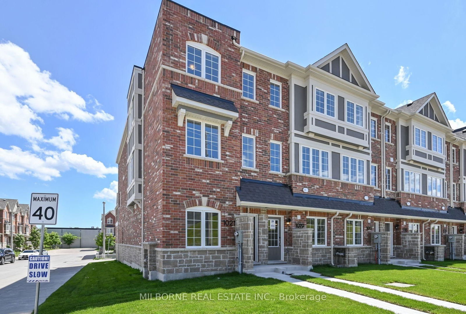 Townhouse for sale at 1021 Ellesmere Road, Toronto, Dorset Park, M1P 2W7 - MLS: E11993011