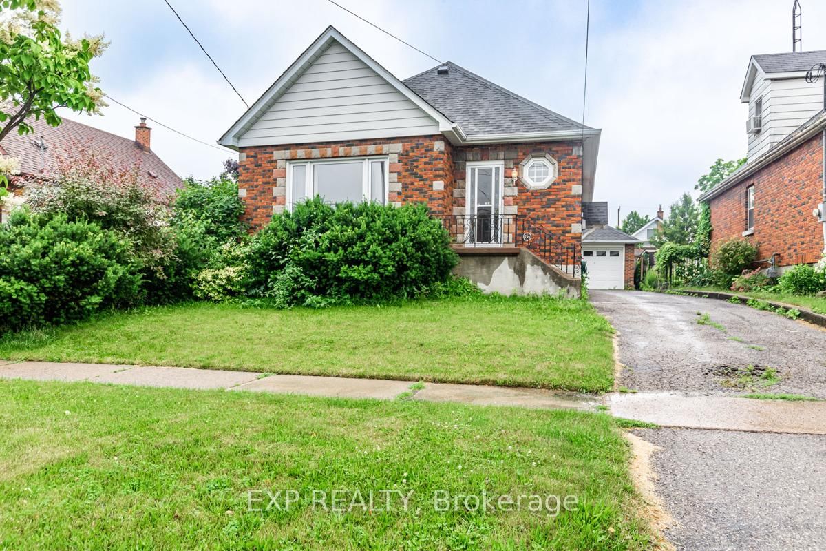 Detached House for lease at 295 Monash Avenue, Oshawa, Central, L1H 3C8 - MLS: E11993330