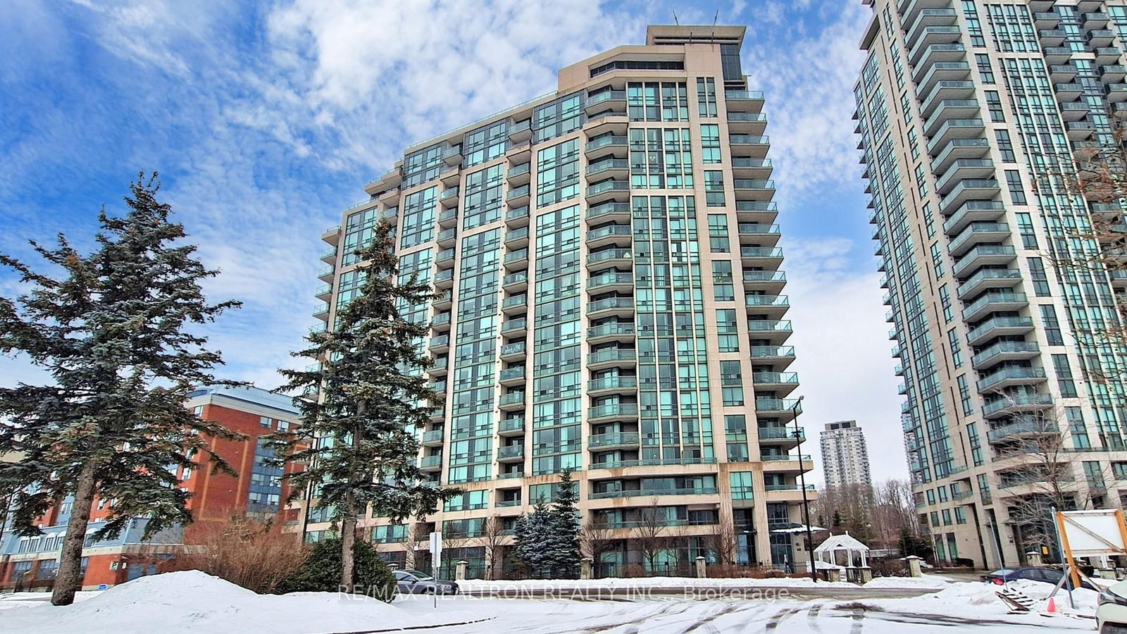 Condo for sale at 2208-68 Grangeway Avenue, Toronto, Woburn, M1H 0A1 - MLS: E11993392