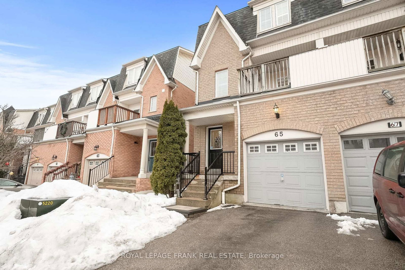 Townhouse for sale at 65 Sprucedale Way, Whitby, Pringle Creek, L1N 9T9 - MLS: E11993837